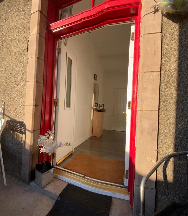 Old Town View Apartment Edinburgh Eksteriør bilde